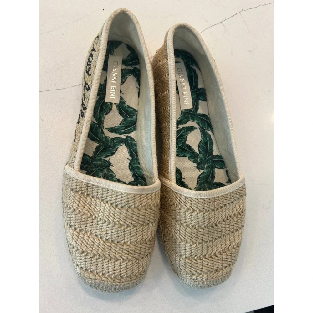 Gianni Bini Espadrille Flats Tan Ciao Bella Woven Tropical Palm Leaf 8.5M